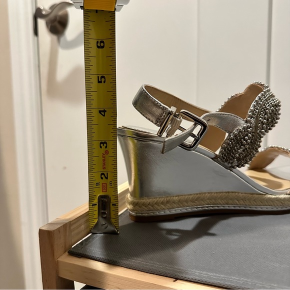 NWOT Antonio Melani wedges size 7 - Picture 5 of 5